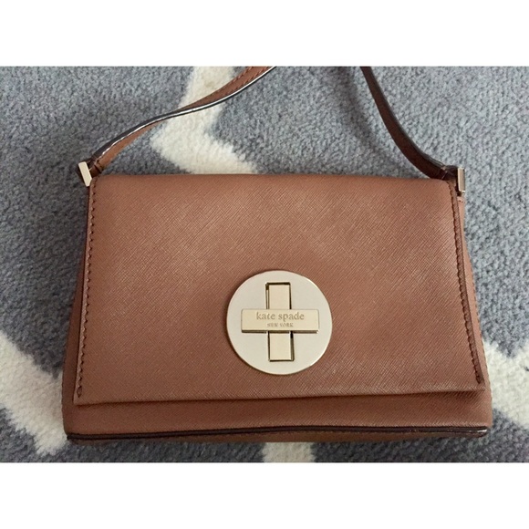 Kate Spade brown crossbody purse 👛 - Picture 2 of 4